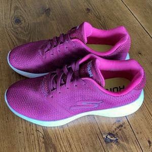 Skechers SlipOn GoRun sneakers. Womens size 8
